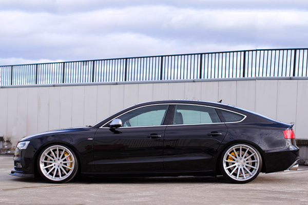 Audi A5 sportback 岡山Mouf.モウフ