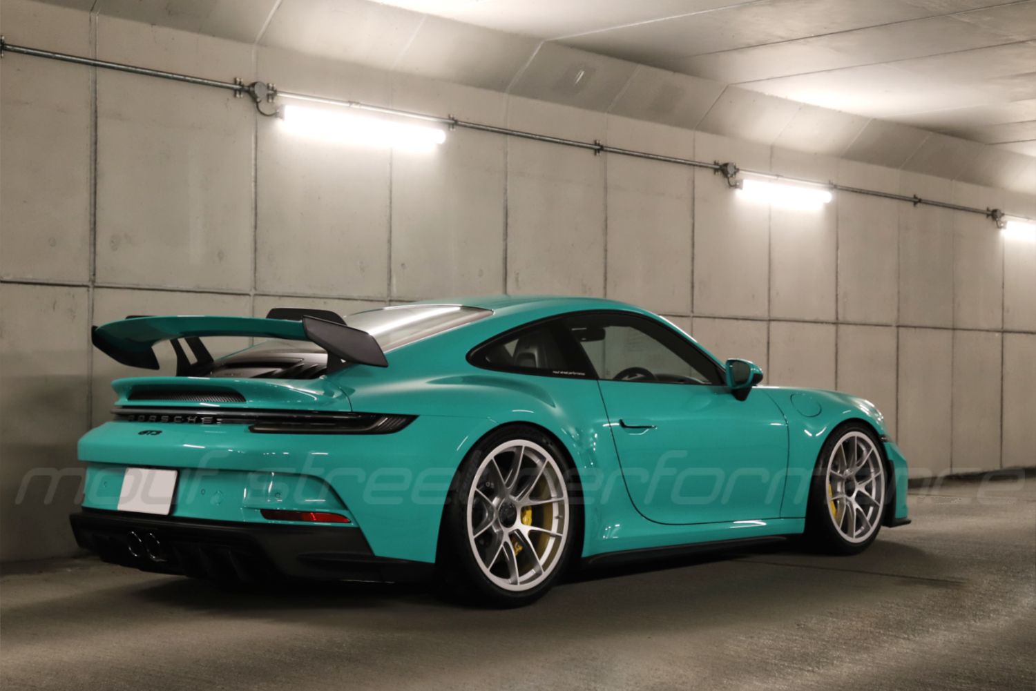 Porsche 992 GT3 neutrale カスタムドレスアップ Mouf.岡山